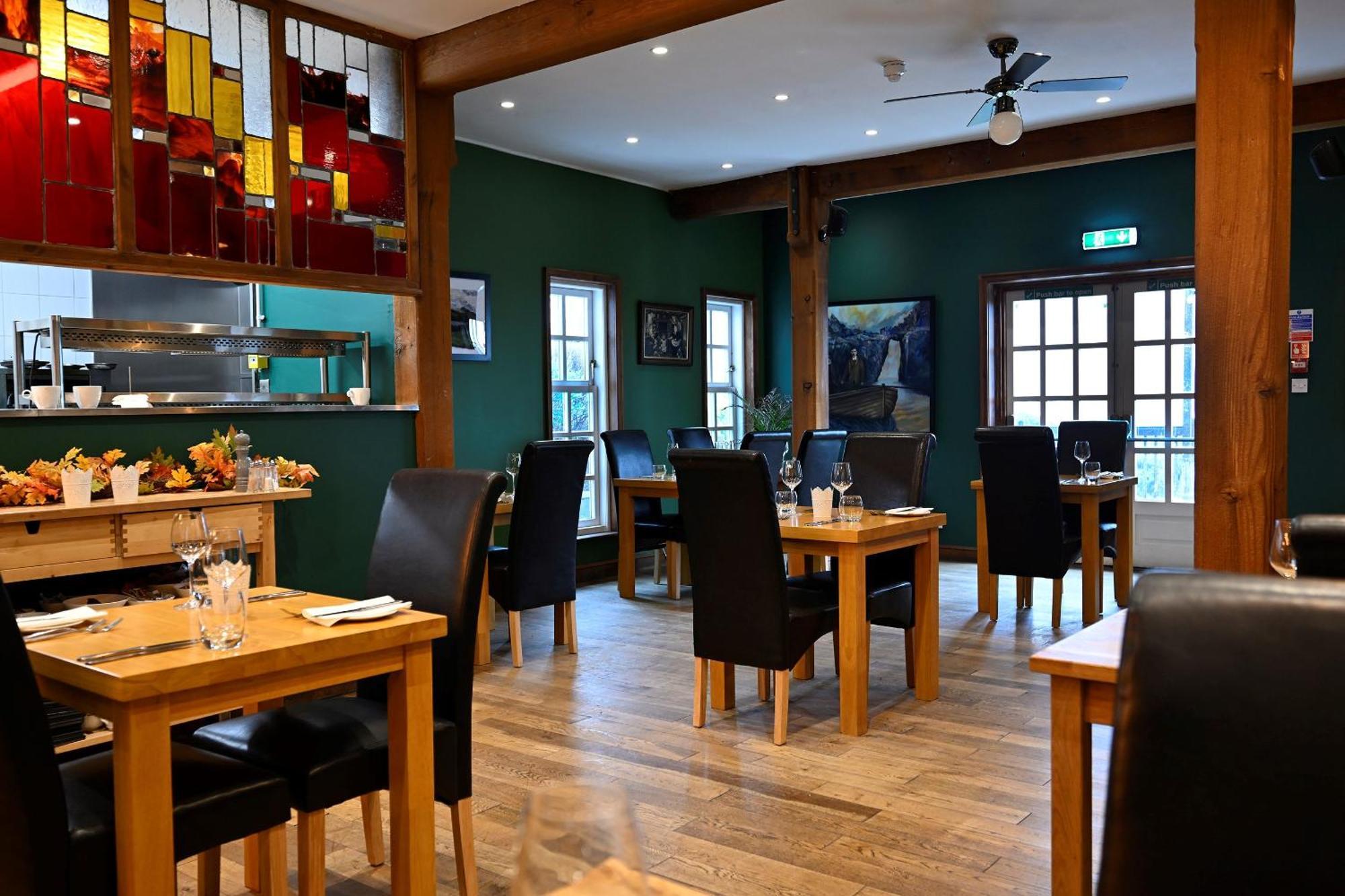 Lime Tree Hotel ฟอร์ตวิลเลียม ภายนอก รูปภาพ